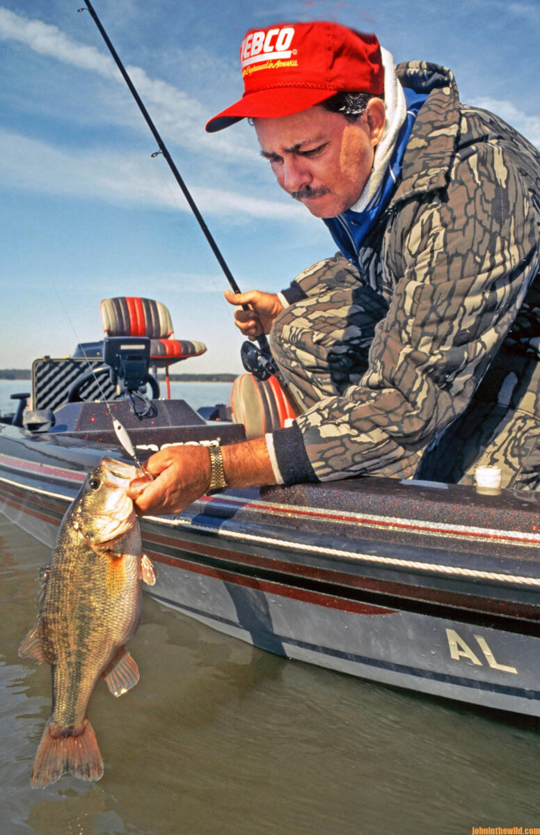 Catch Winter Bass by Vertical Jigging, Worming and Fishing a Flutter