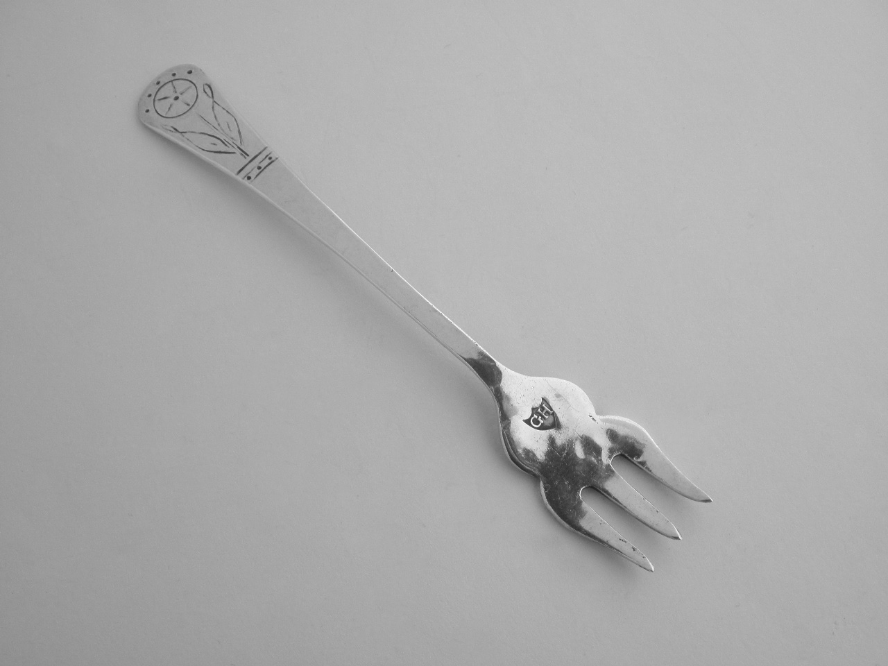 Edward Hunt, Arts and Crafts small silver fork, Chester 1932