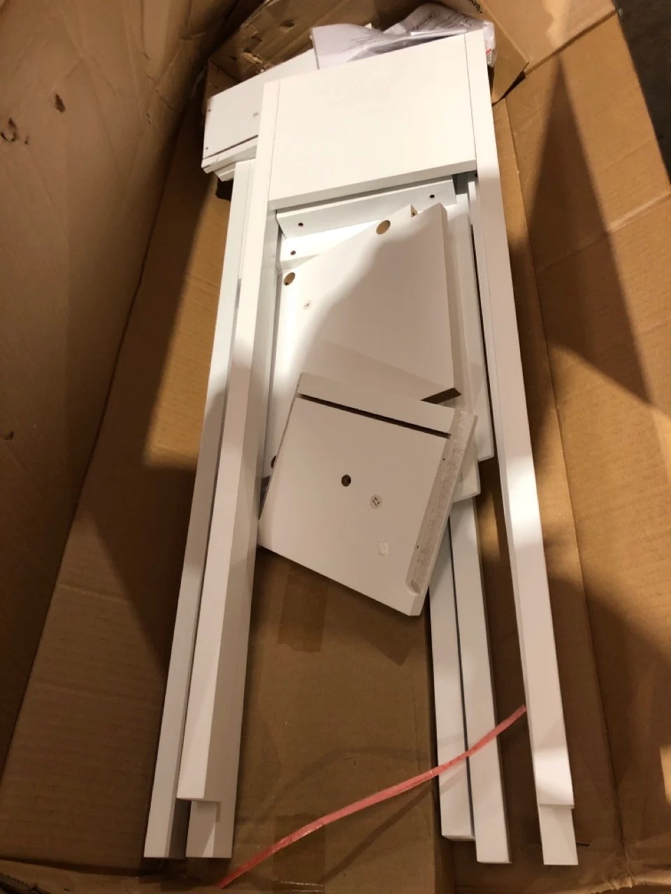 John Pye Auctions YAHEETECH WHITE BEDSIDE TABLE