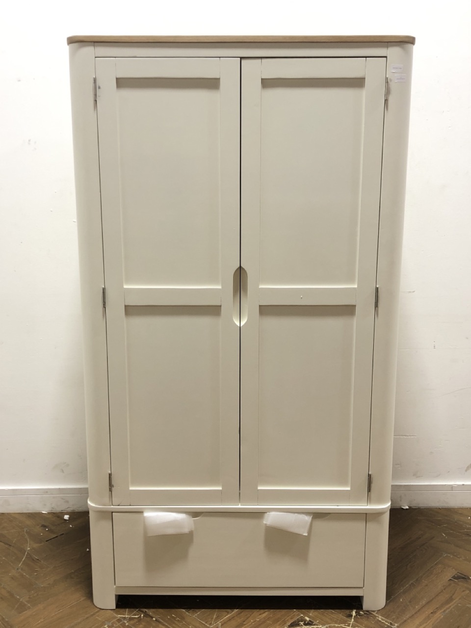 John Pye Auctions OAK FURNITURE LAND HOVE NATURAL OAK AND PAINTED