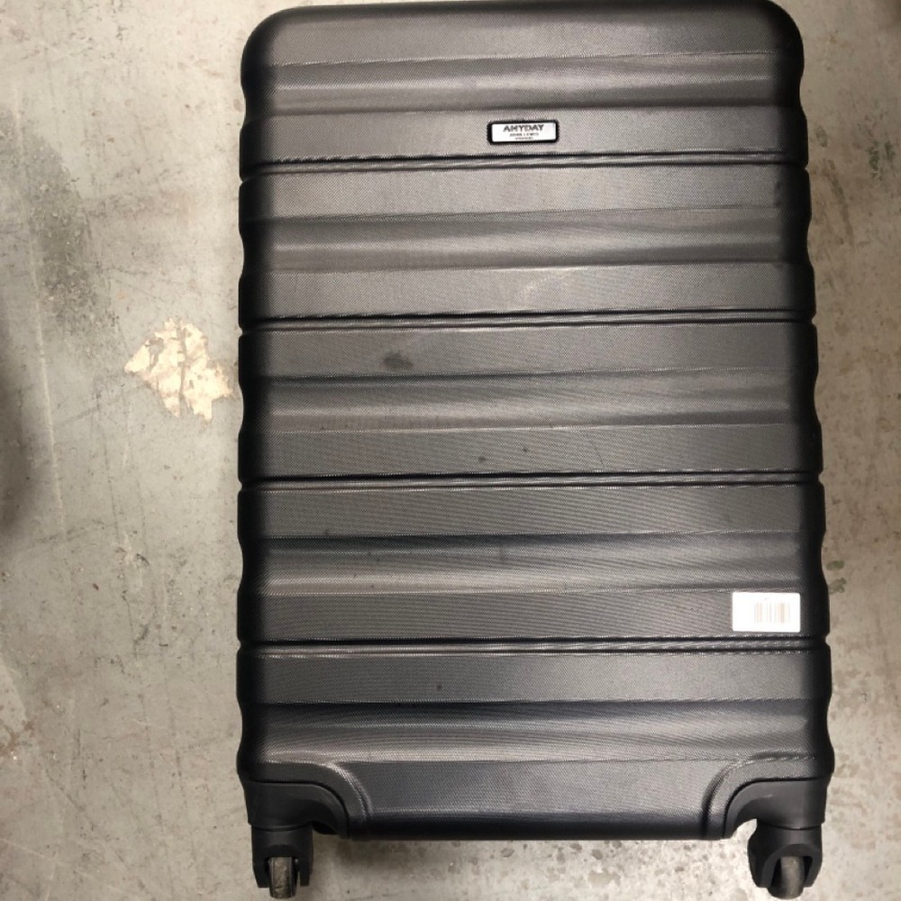 John Pye Auctions 3 X JOHN LEWIS HARD SHELL SUITCASES BLACK