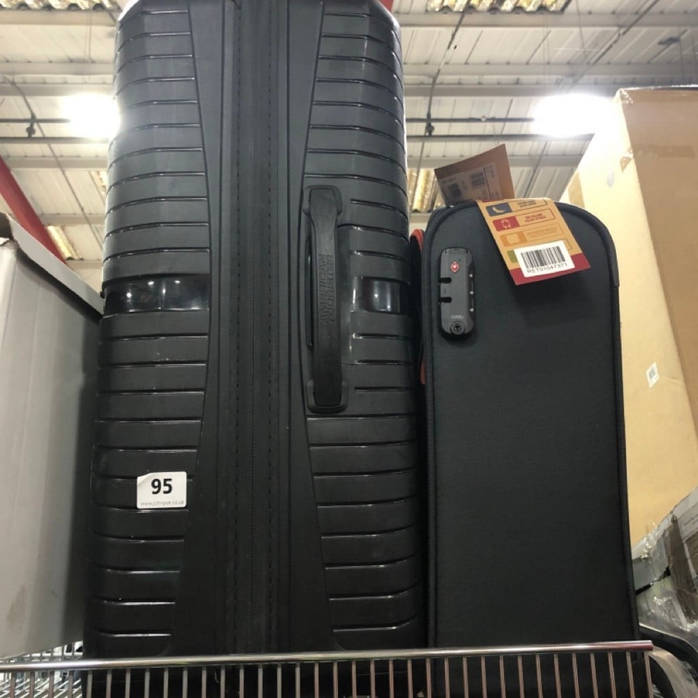 John Pye Auctions AMERICAN TOURISTER HARD SHELL SUITCASE IN BLACK TO