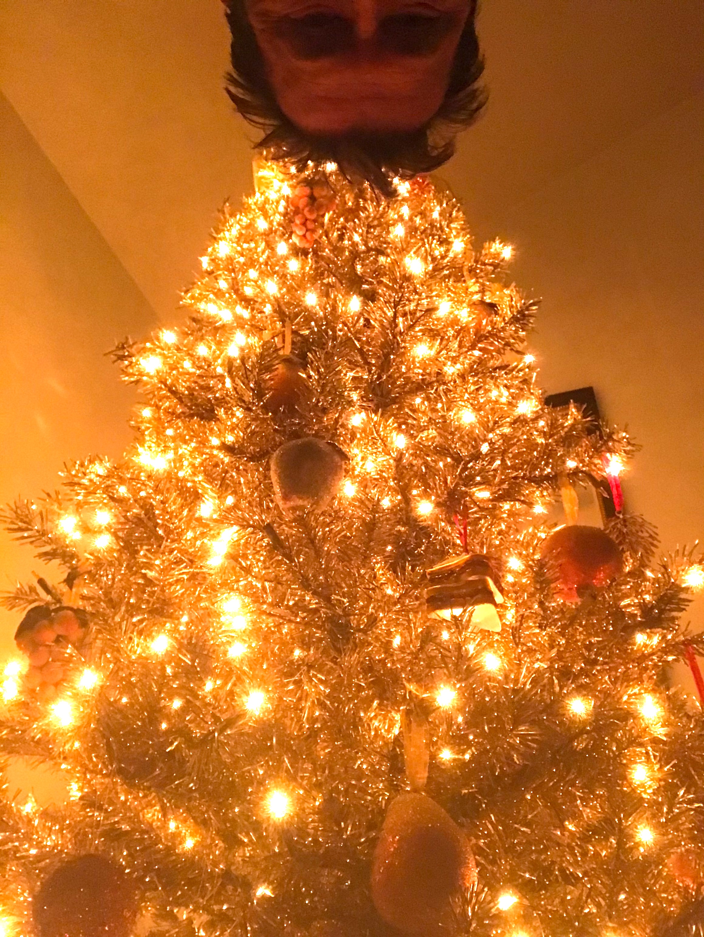 Decorating Your Holiday Tree With Food! Bacon! Cheeseburgers! Sushi