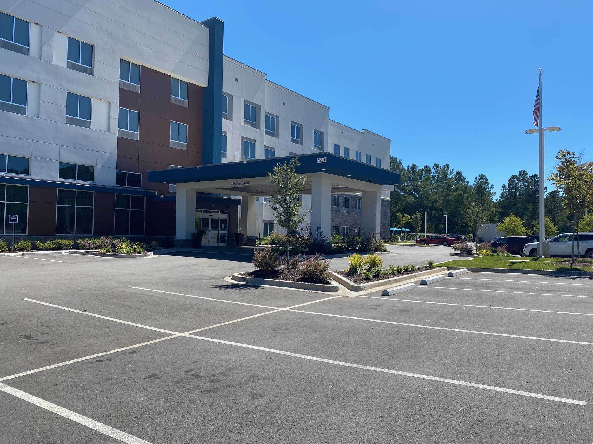 Hampton Inn and Suites Johnson & Lesley Construction Company, Inc.