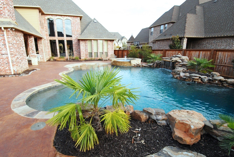 Johnston Custom Pools Custom Pool Builder in Fort Worth Areas