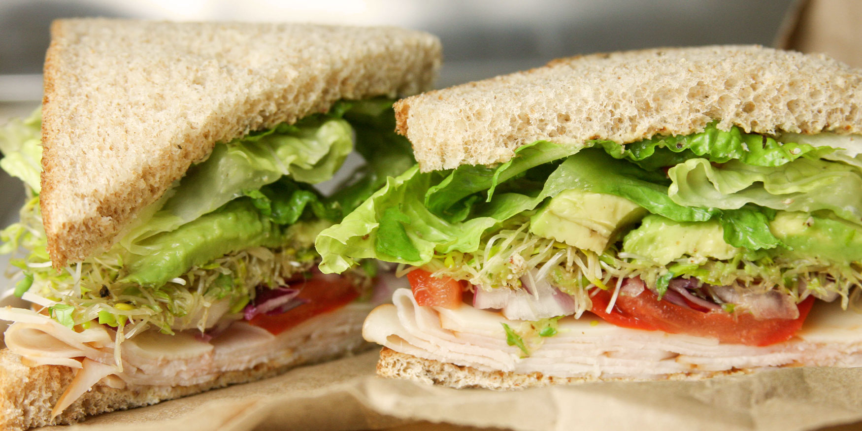 Delicious & healthy avocado turkey sandwich recipe