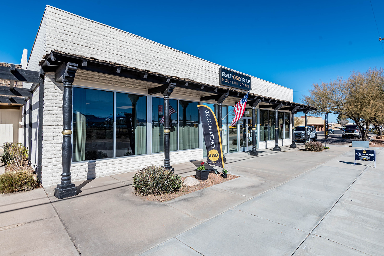 Real Estate Brokers Kingman AZ Realty ONE Group Mountain Desert