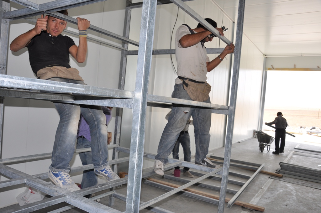 Mushroom Growing Racks Aluminium Jolfa Sanat Co.