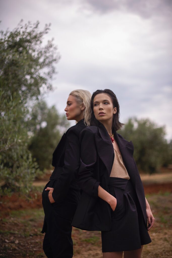 Krie Design Marijana Batinic I Iva Gradiser Predstavljaju Kolekciju Ikona