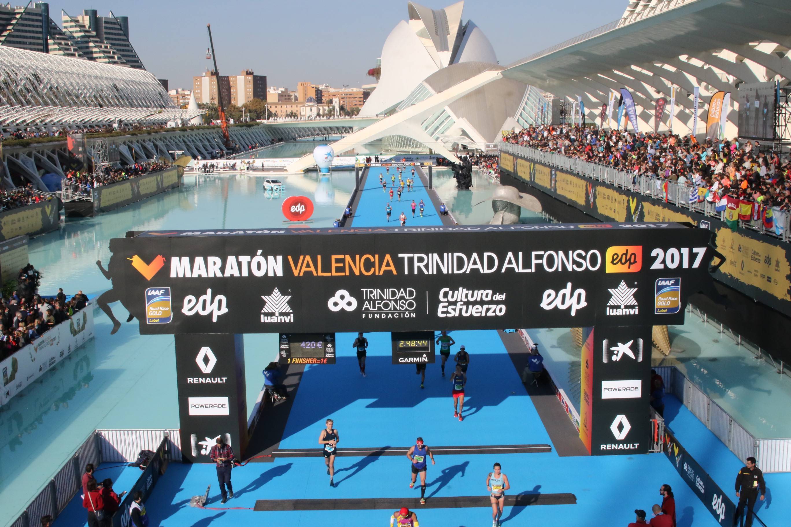 EL MARATÓN DE VALENCIA BREAKING 2H50
