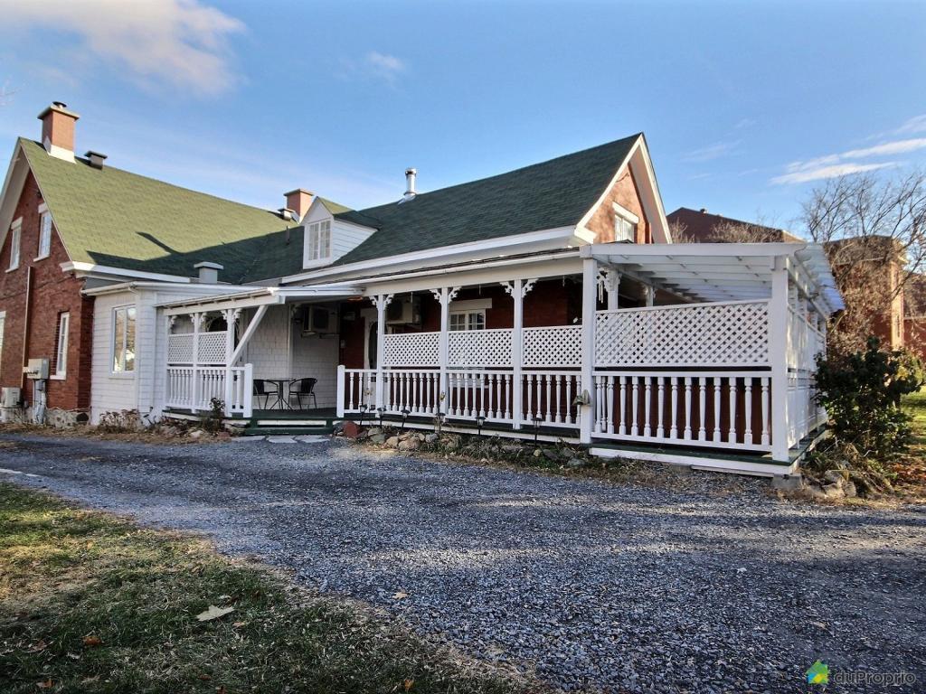 Cette charmante maison est présentement à vendre dans le secteur du
