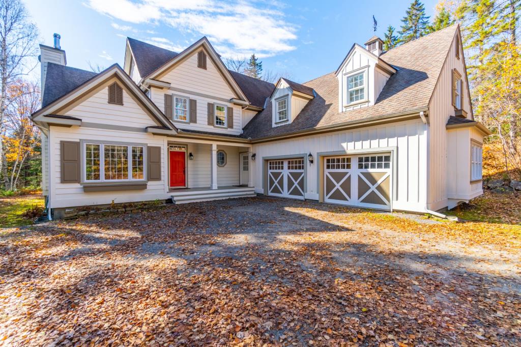 Maison de rêve à vendre en pleine nature à MontTremblant Joli Joli