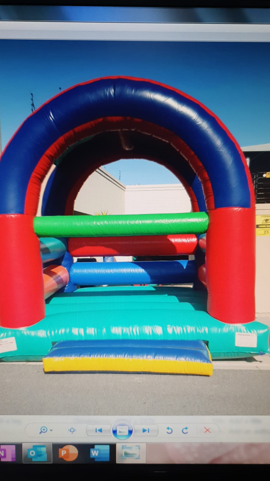 Outdoor standard castle with roof Jolly Jump Castles