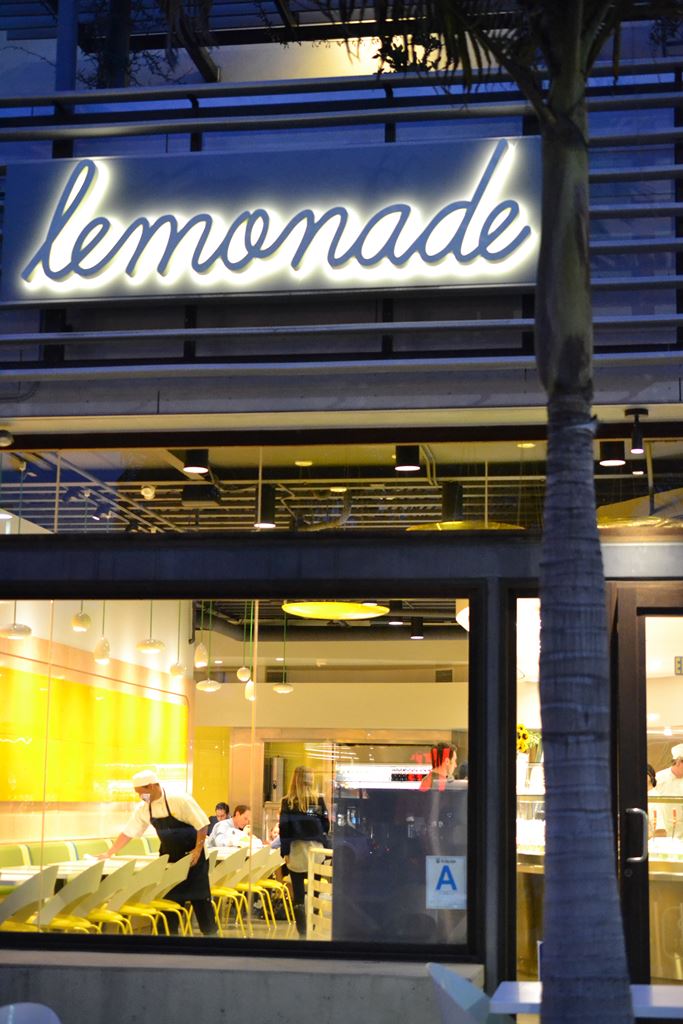 Family Comfort Food at Lemonade Restaurant Jolly Tomato