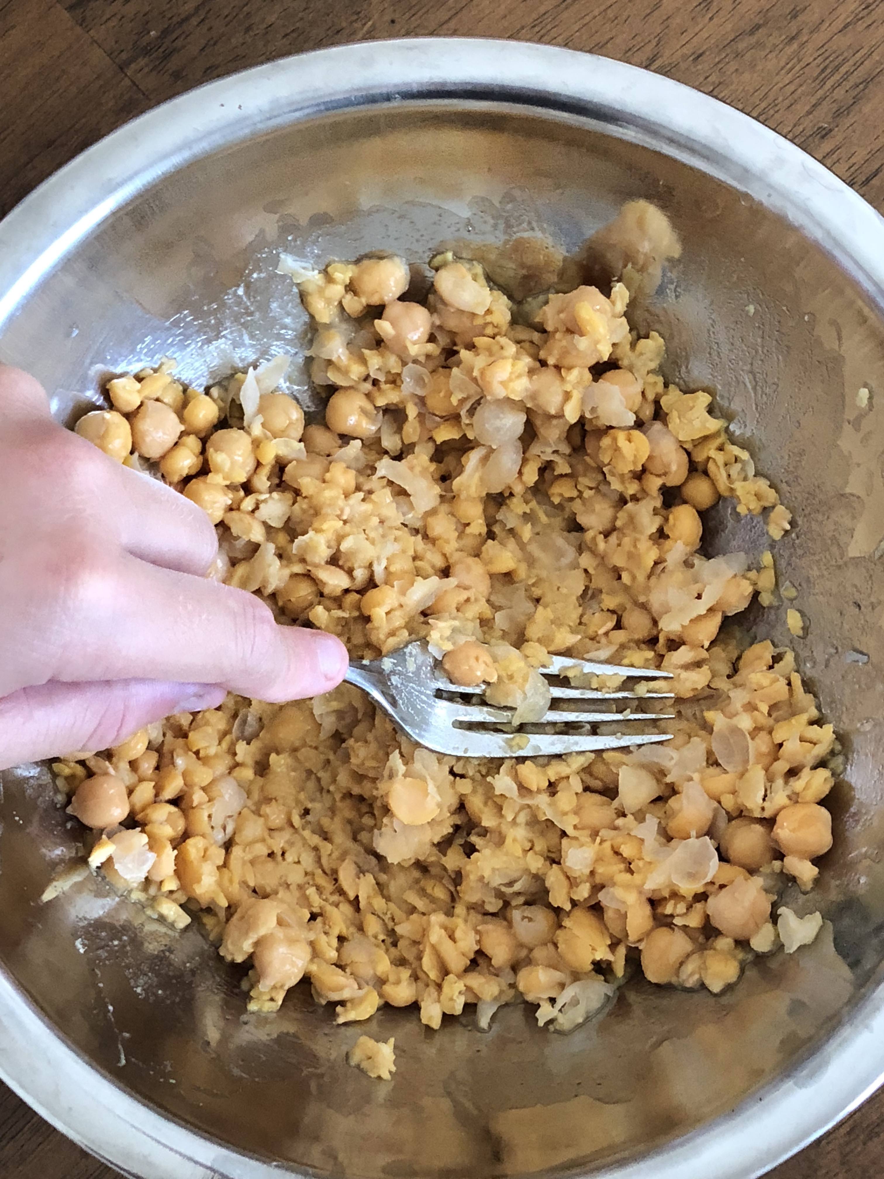 mashed chickpeas Jolly Tomato