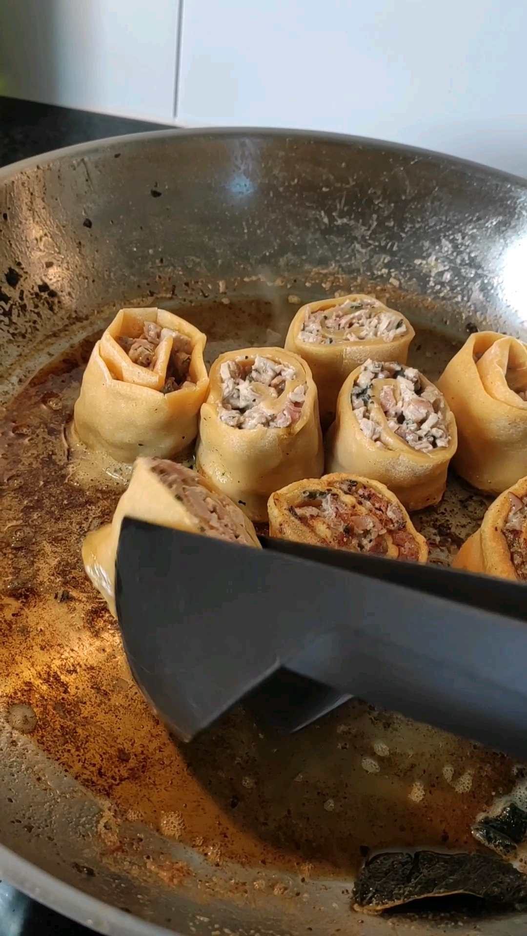 PastaRolls mit SpinatRicottaFüllung Jomnomnom RezeptVideos