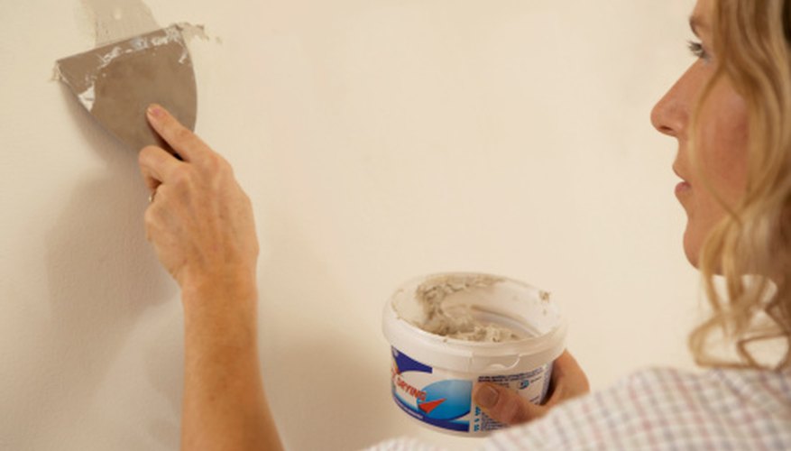 Choose The Right Time To Make Drywall Repairs Jonathanpitroipa