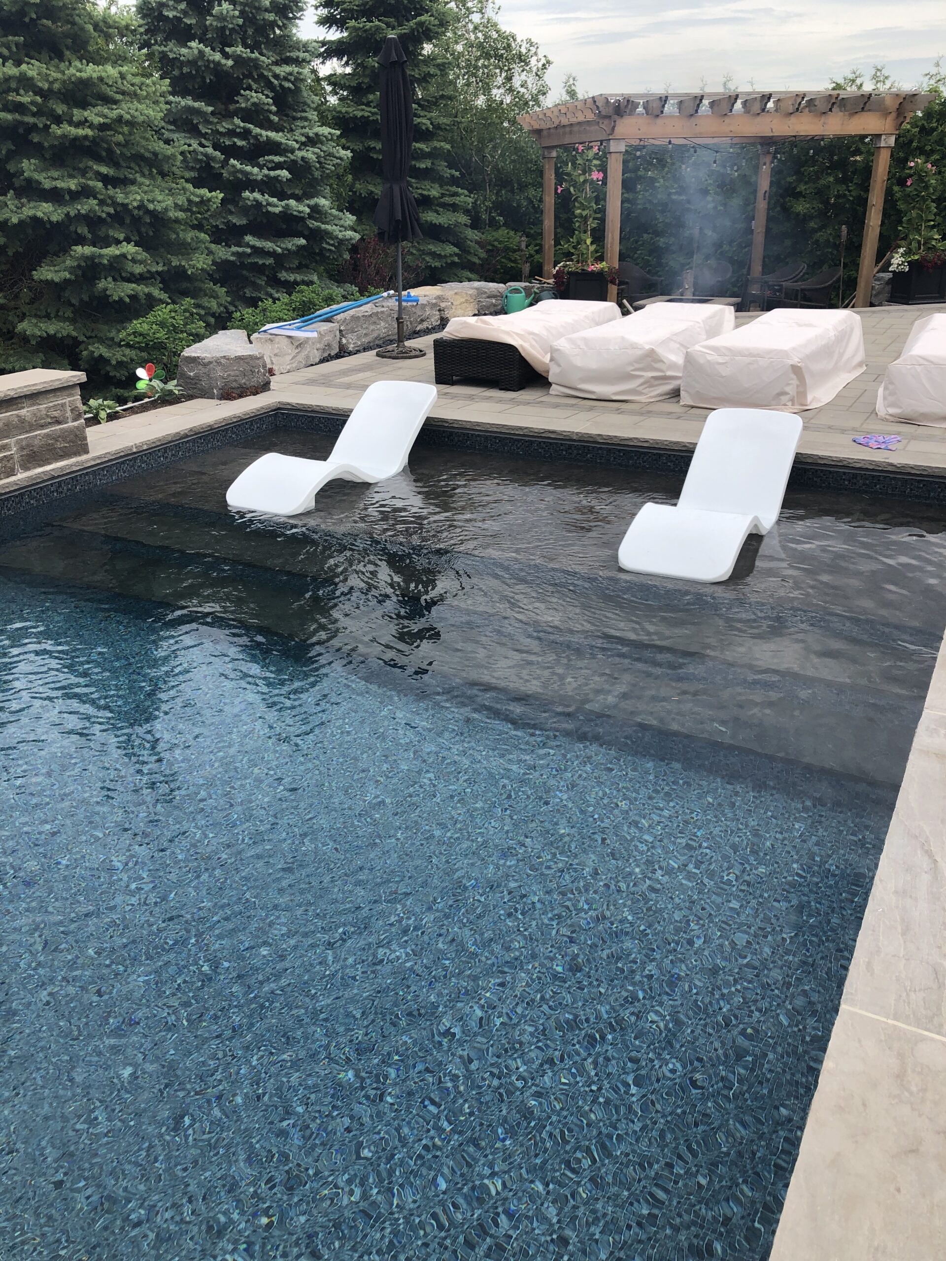 Tanning Ledges Jones Pools