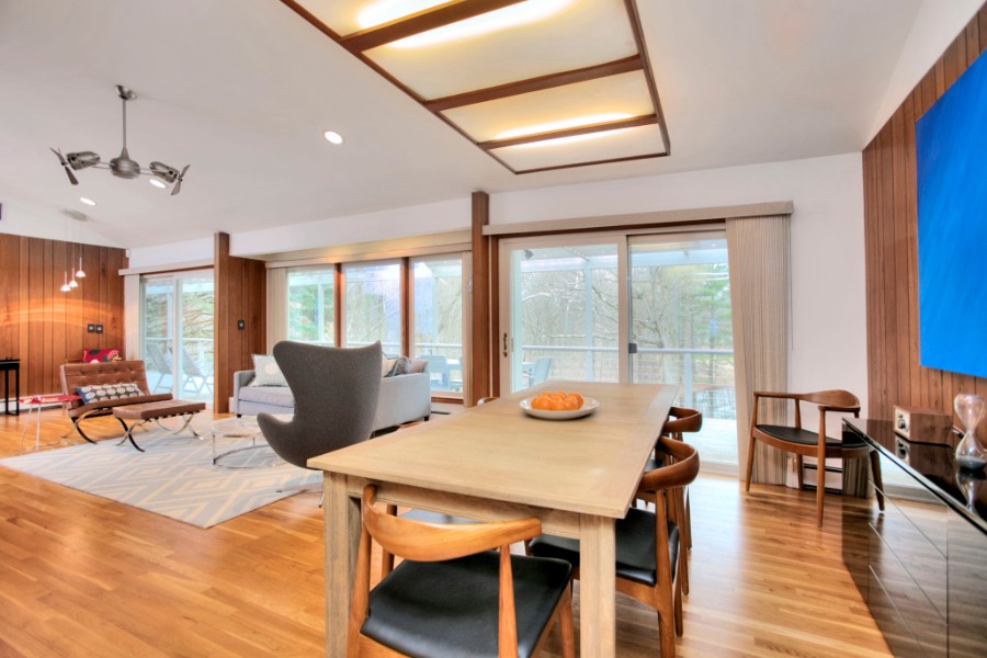 37 Ravenwood Drive, Weston, CT 06883