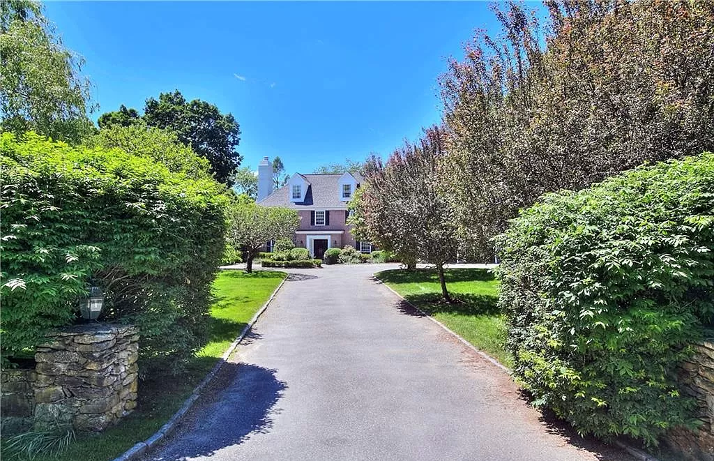 260 Willow Street, Southport, Connecticut