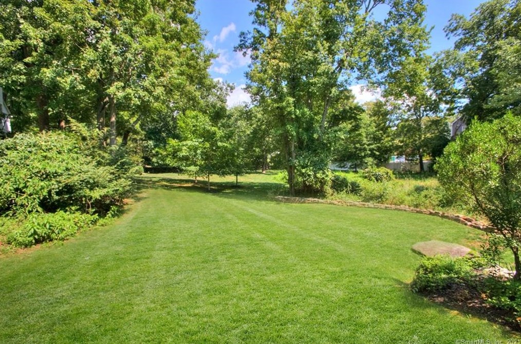 48 Turkey Hill Rd, Westport, CT 06880