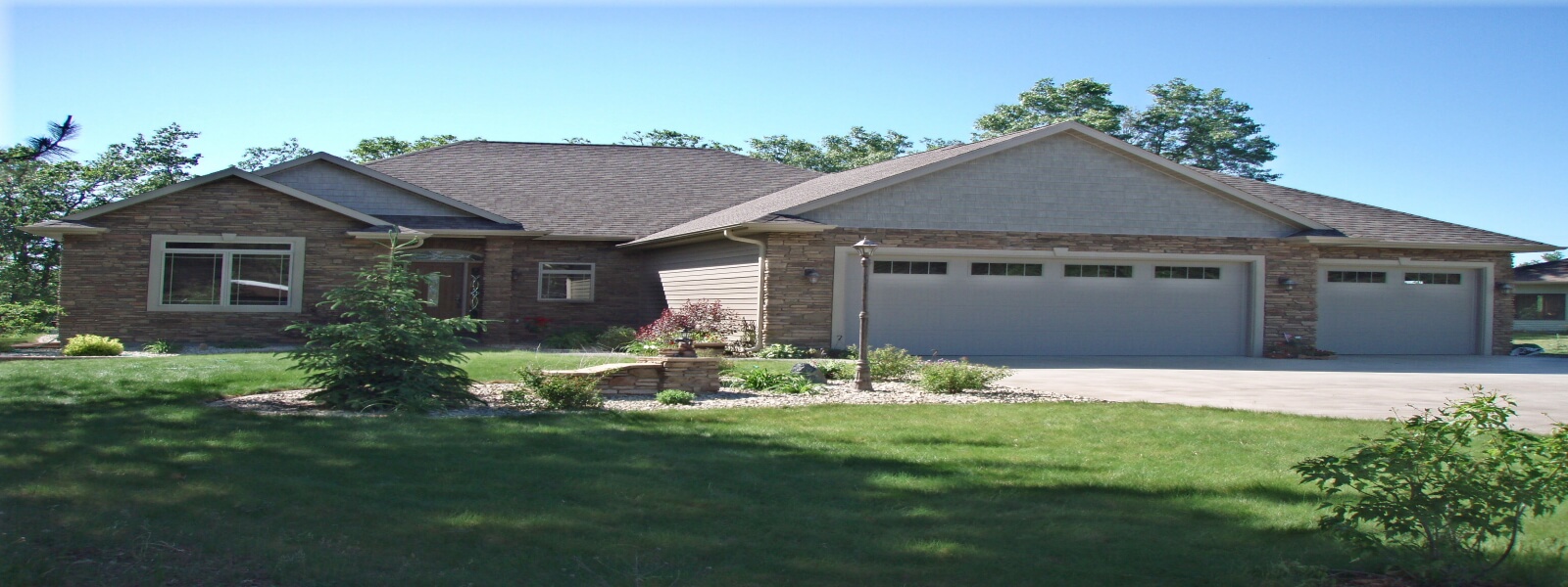 2007 Custom Home, Stevens Point Jon Marty Custom Carpentry
