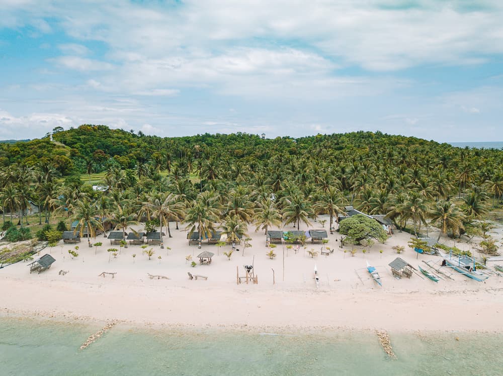 TABLAS ISLAND 10x Epic Things To Do & Travel Guide Jonny Melon