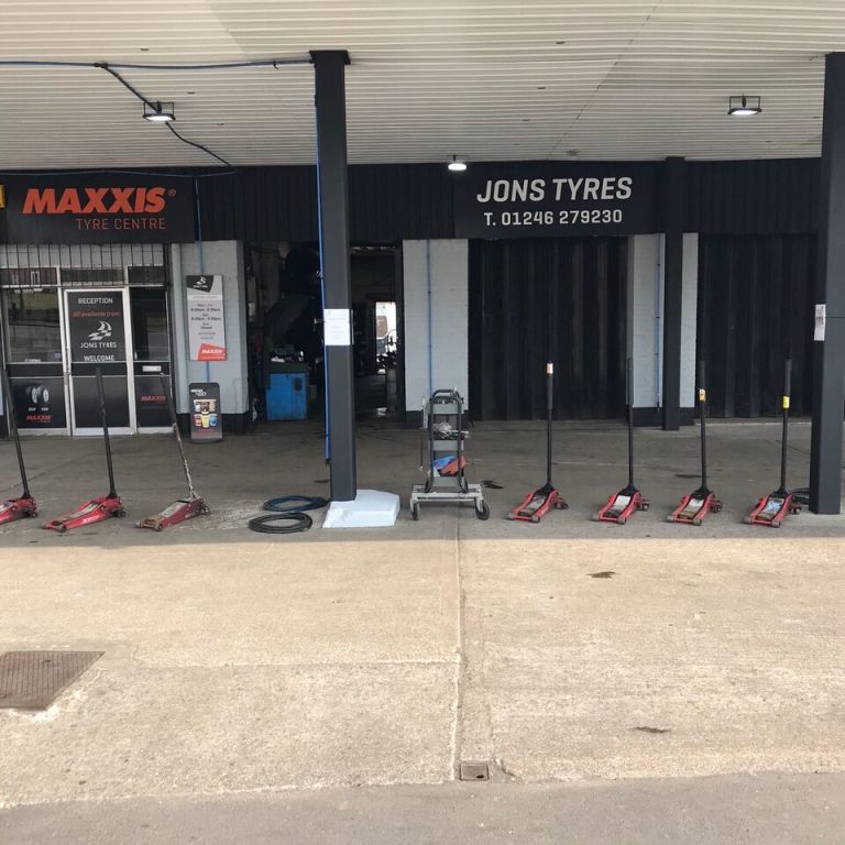 Gallery Jons Tyres Chesterfield