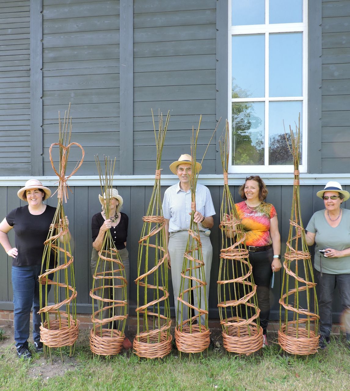 Making willow plant supports with Ipswich Building Society