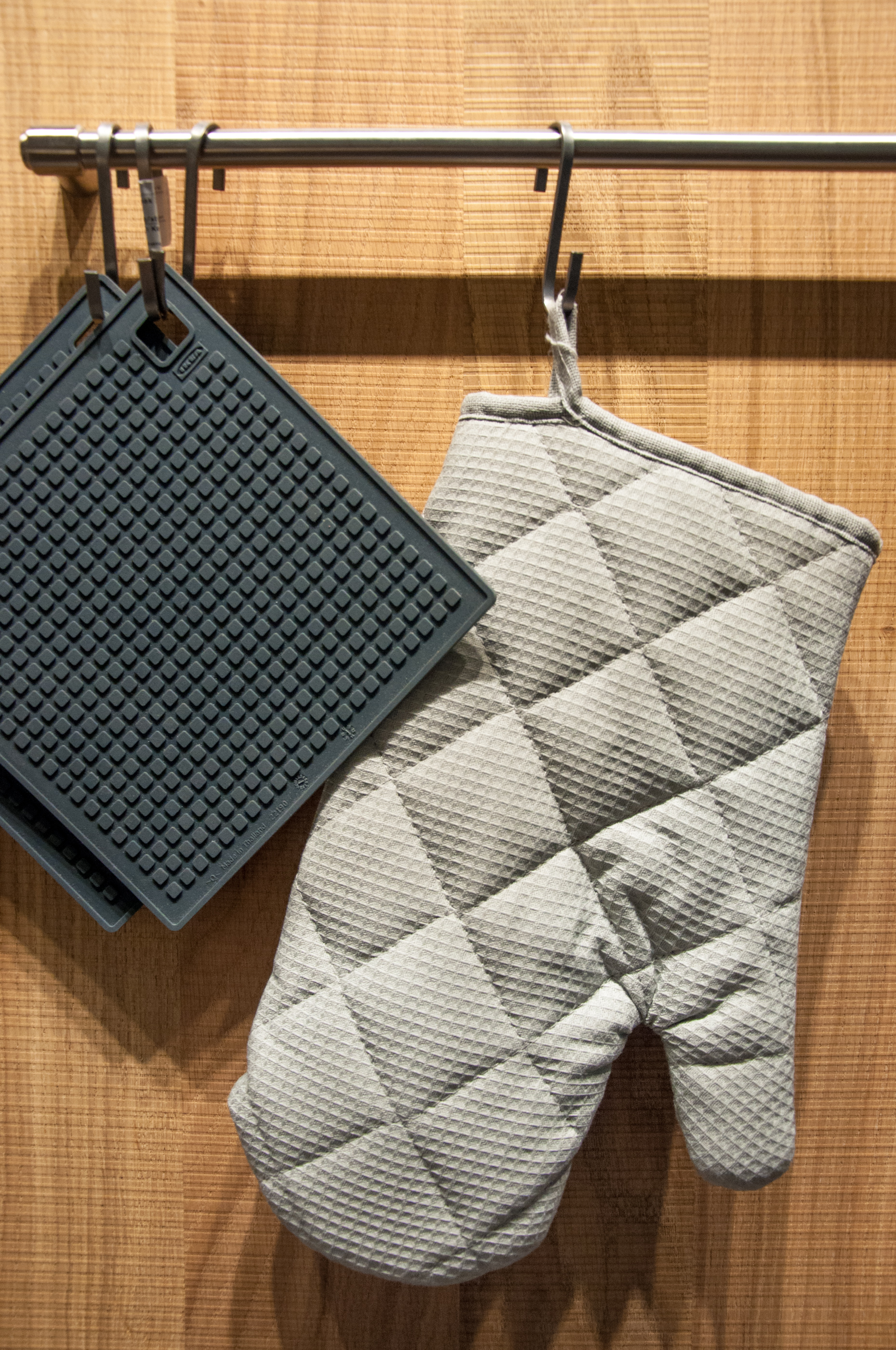 Free photo Oven gloves Bake, Hot, Warm Free Download Jooinn