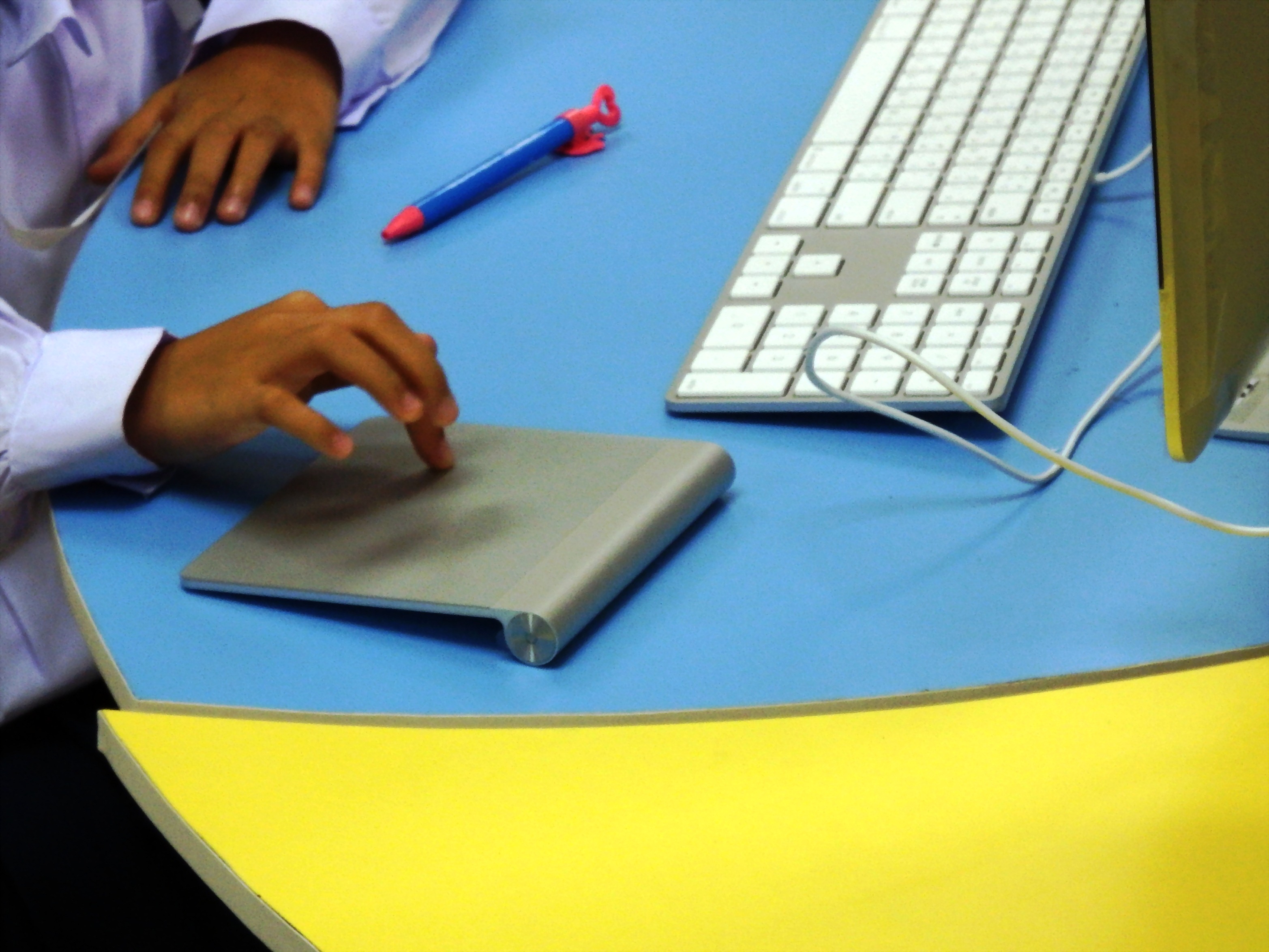 Free photo School student using Apple Mac Apple, Mouse, Working Free Download Jooinn