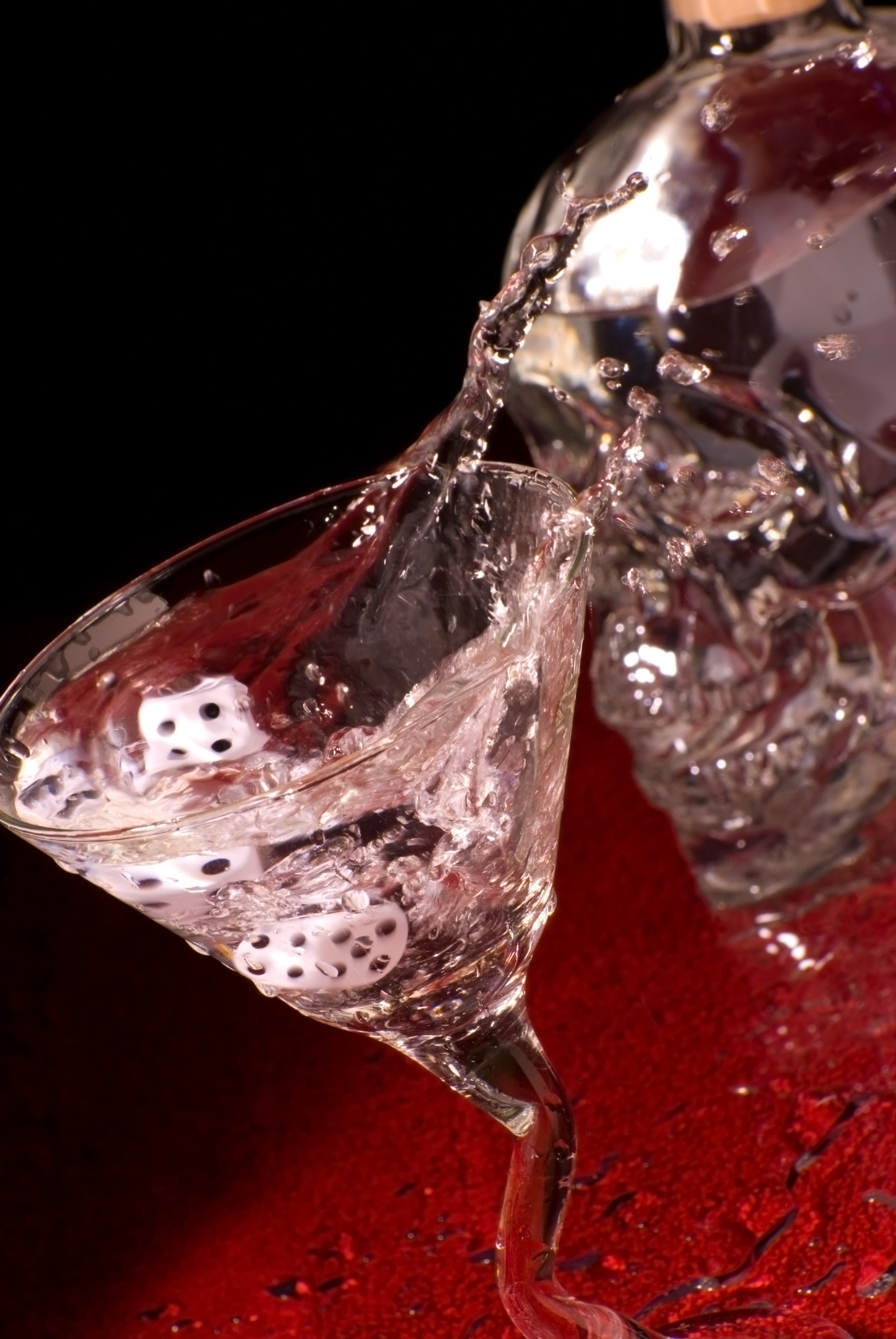 Free photo Splashing drink Bar, Celebrate, Cocktail Free Download