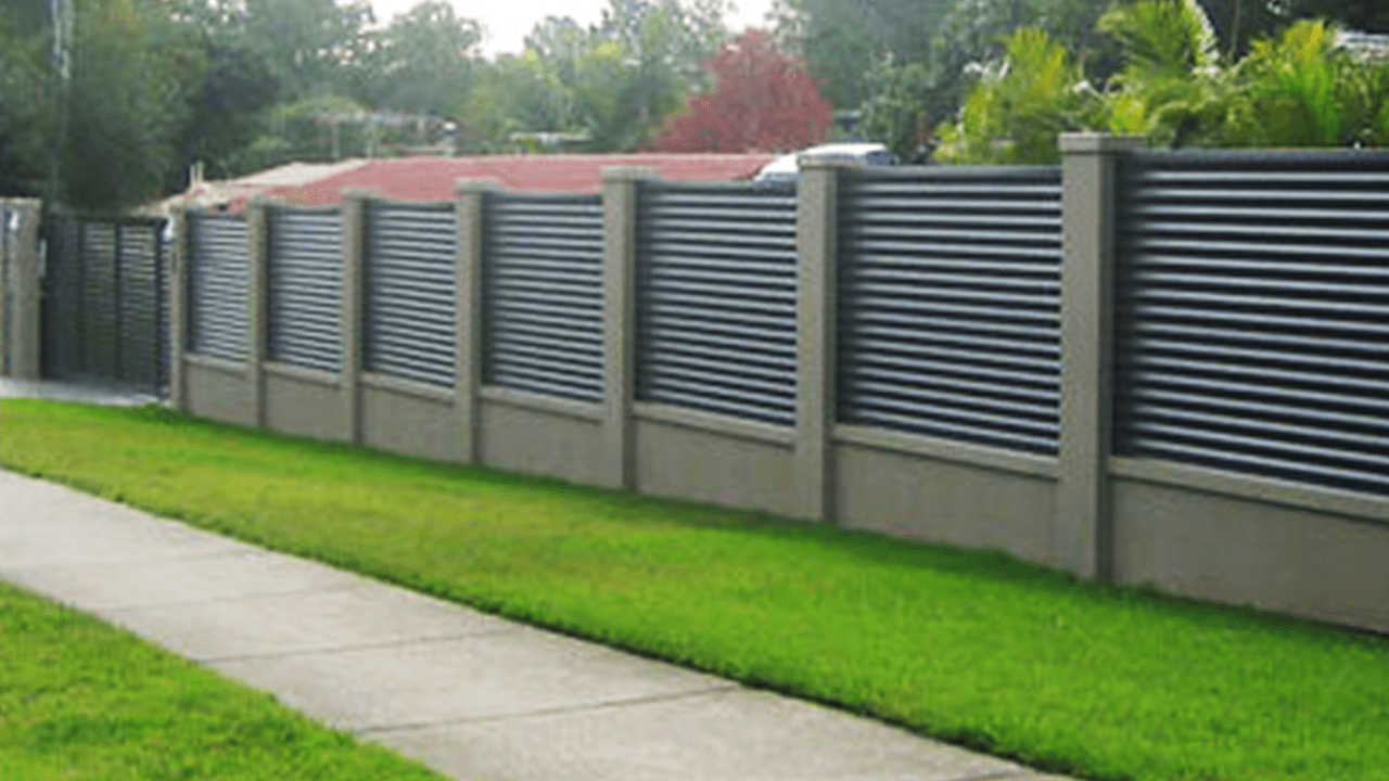 Elevating Boundaries Selecting the Ideal Fence Height for Your Home
