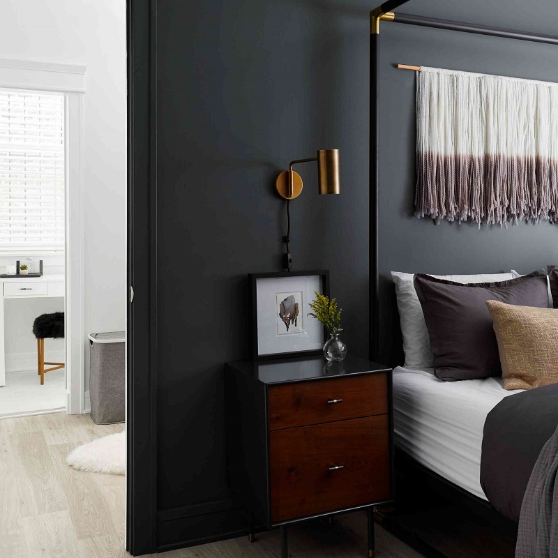 Create Dramatic Feel With Impactful Masculine Bedroom Wall Colors