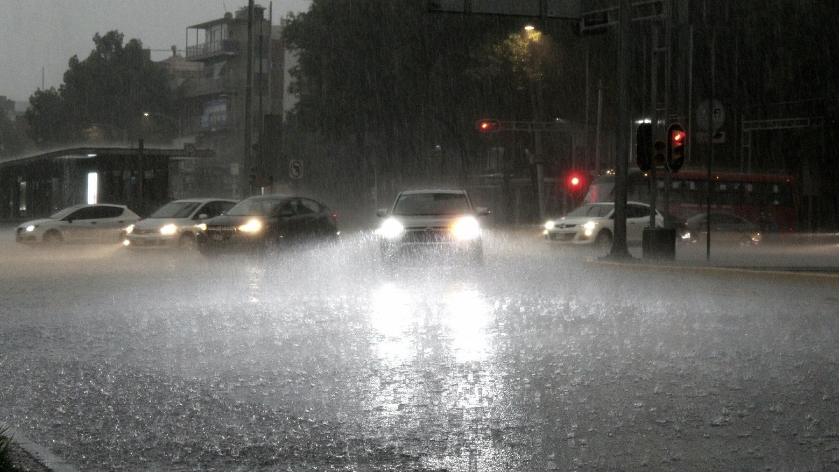 Caída de granizo en CDMX; Amanda ocasionarán lluvias en 8 estados