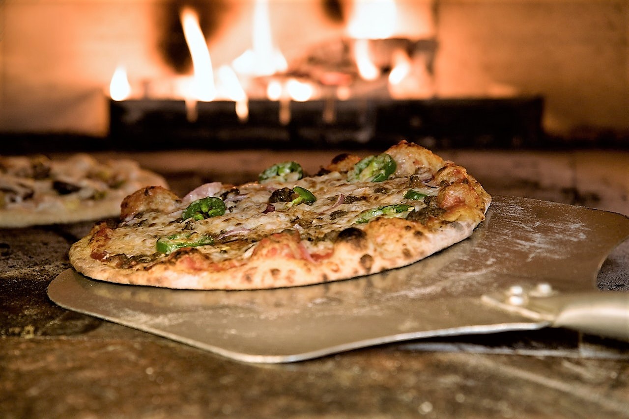 Recept: Vedugnsbakad Pizza - Josef Davidssons