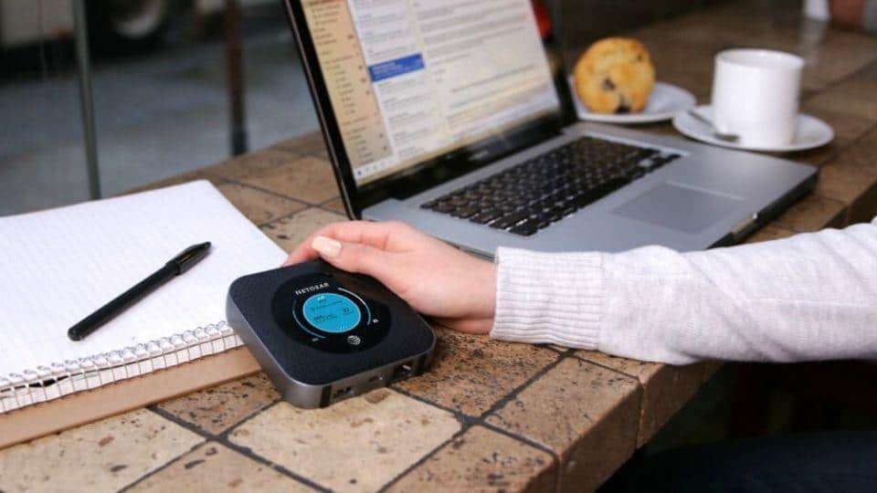 7 Best Pocket WiFi Devices For 2021 & How They Work