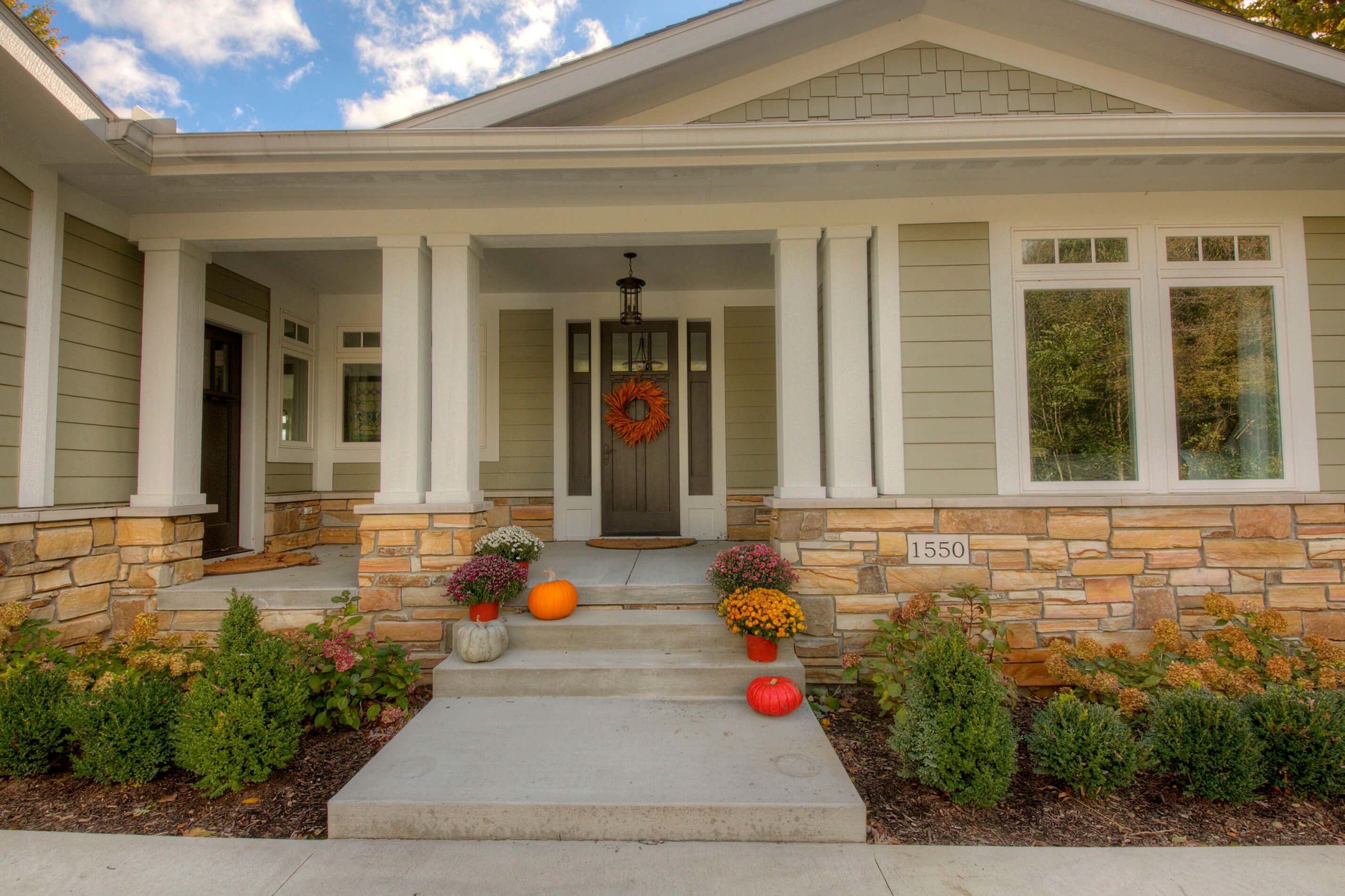 Cavanaugh Lake House Joshua Dee