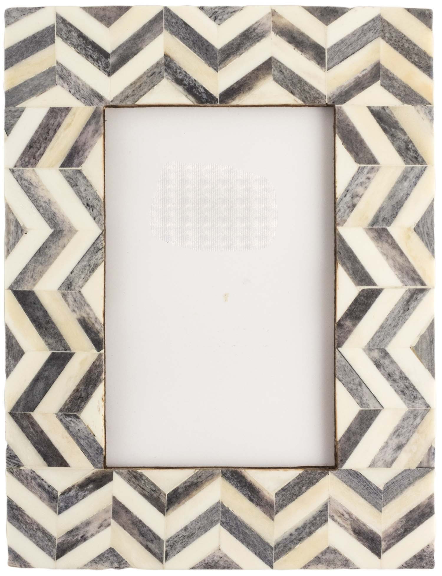 Jot International Crafts