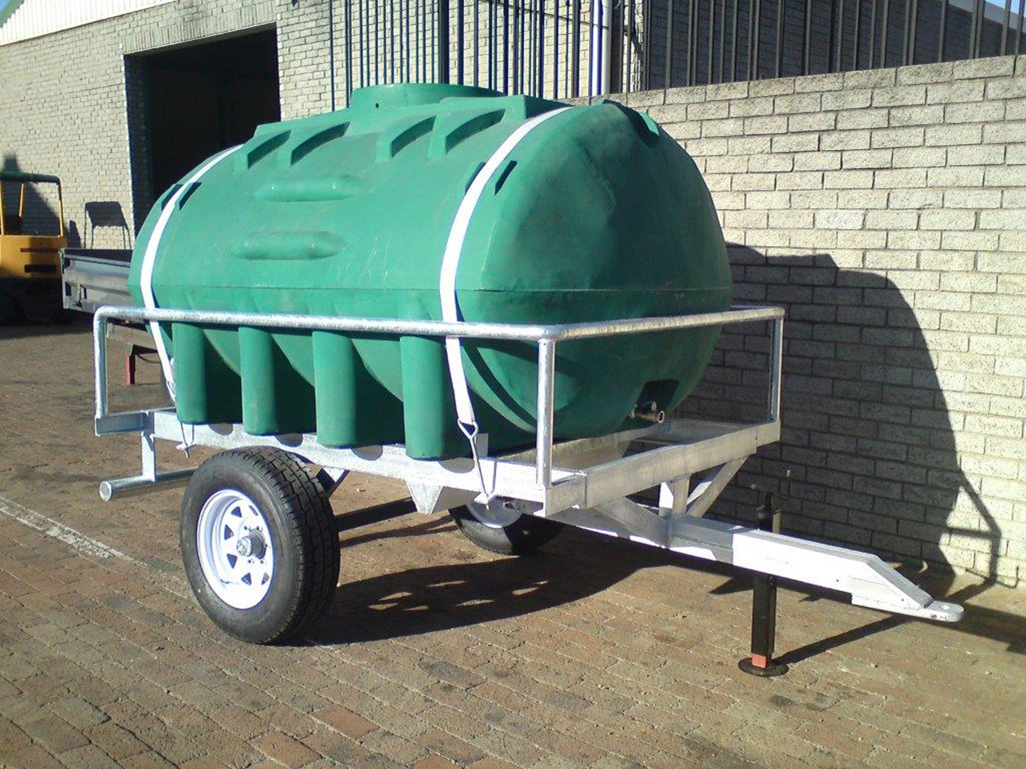 2000L Water Trailer Joubert Implemente