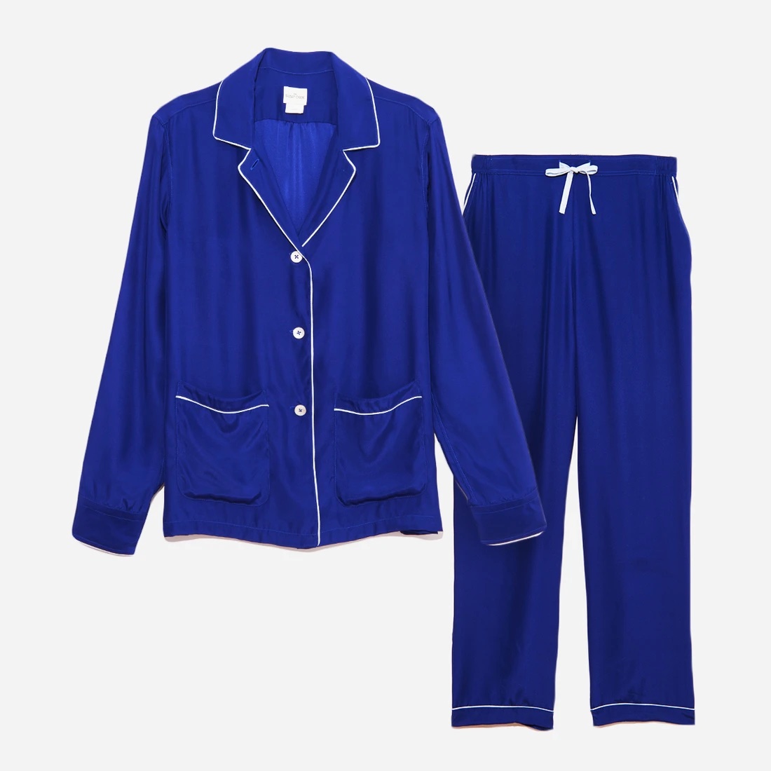 15 Products for Getting Cozy, Staying Chic The Sleep Code Journal