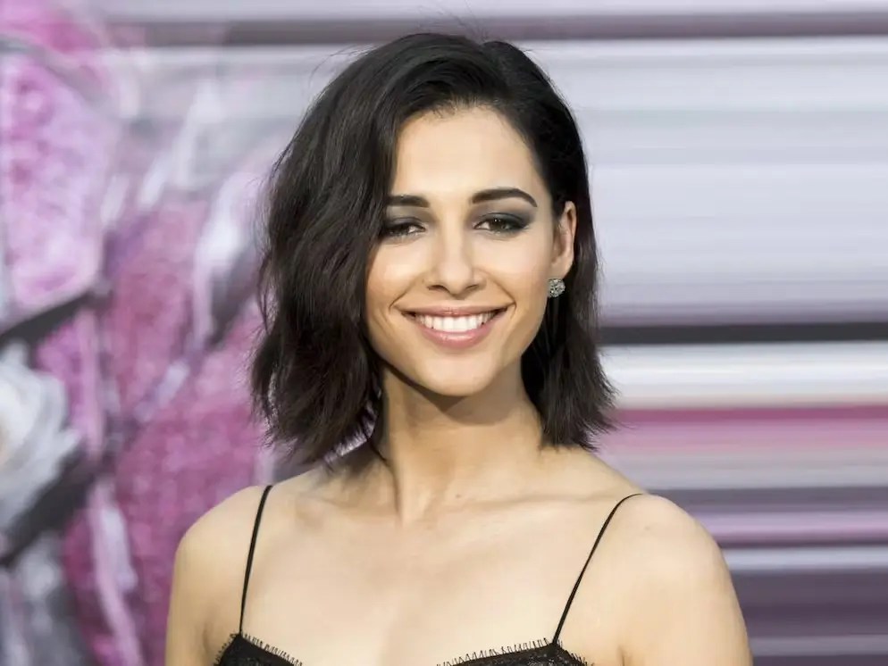 Naomi Scott: Net Worth,Age, Height, Husband, Family & Movies 2024