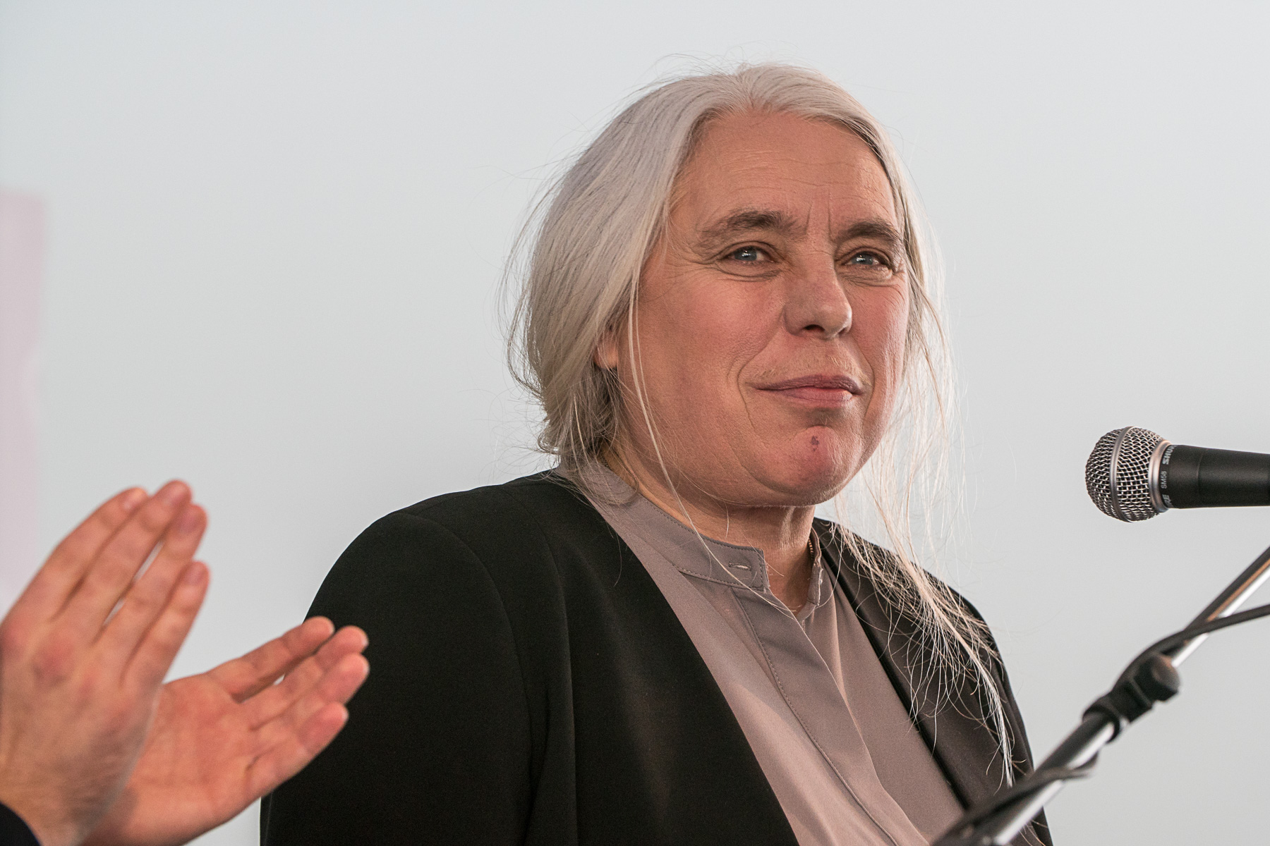 Manon l’antipoliticienne