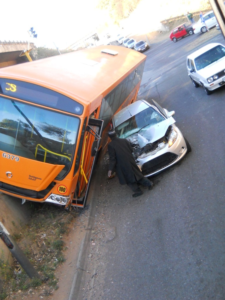 Car Accident Recent Car Accidents In Pretoria