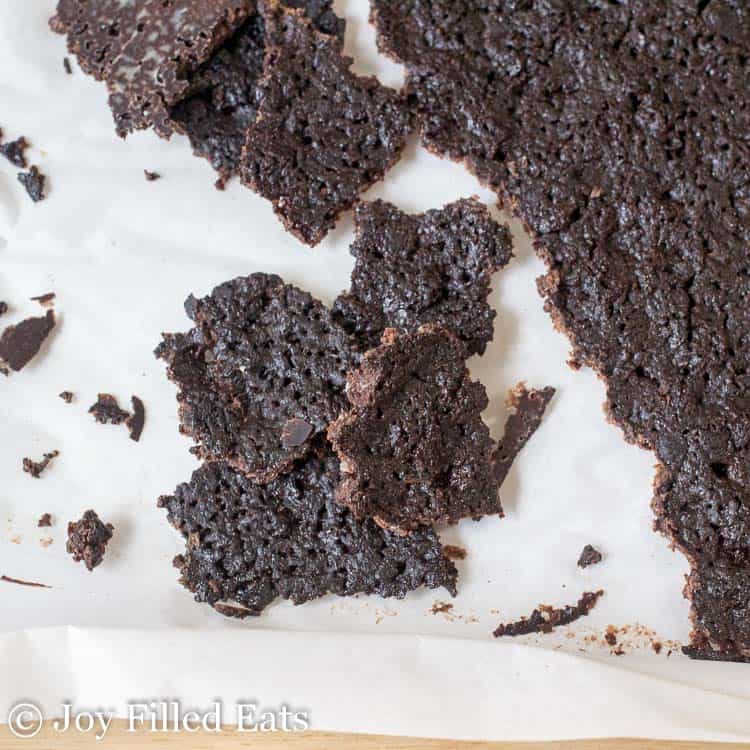 Keto Brownie Brittle Recipe (Easy Crispy Brownie Bark)