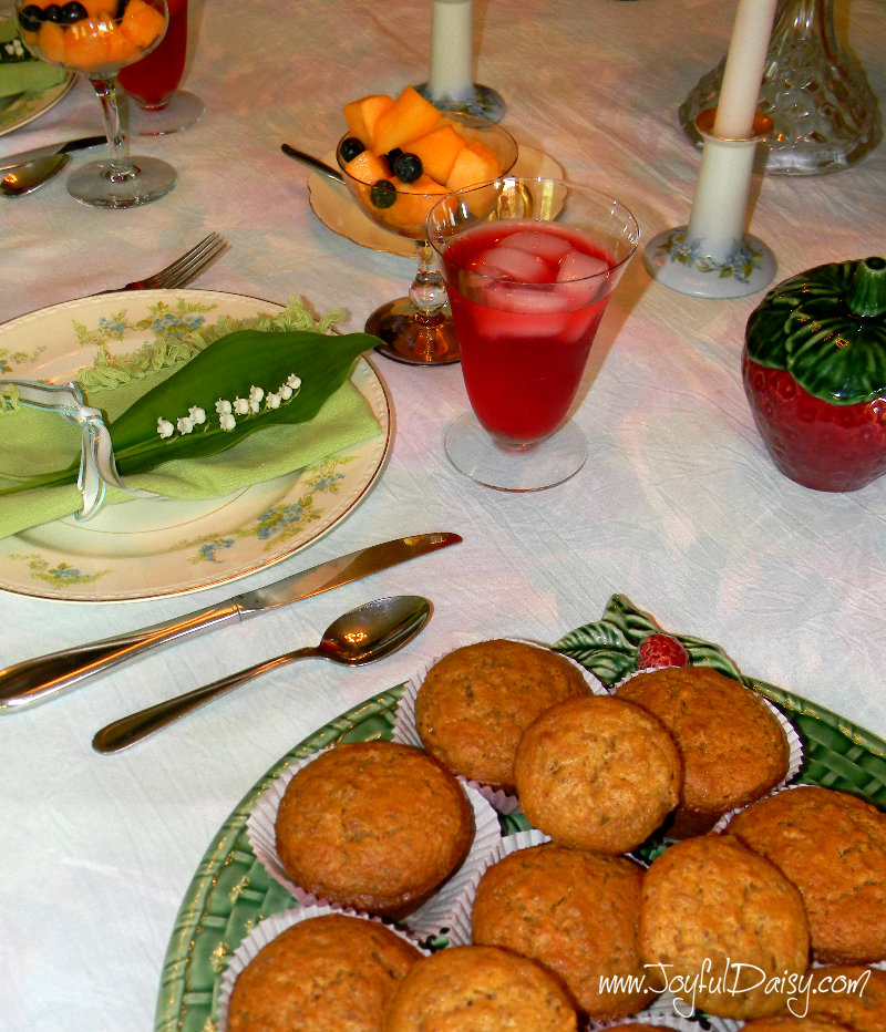 Summer Brunch with Friends JOYFUL DAISY