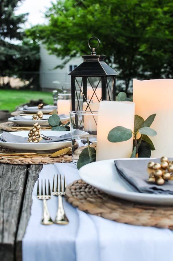 Lovely Outdoor Table Decor for a Dinner Al Fresco Joyful Derivatives
