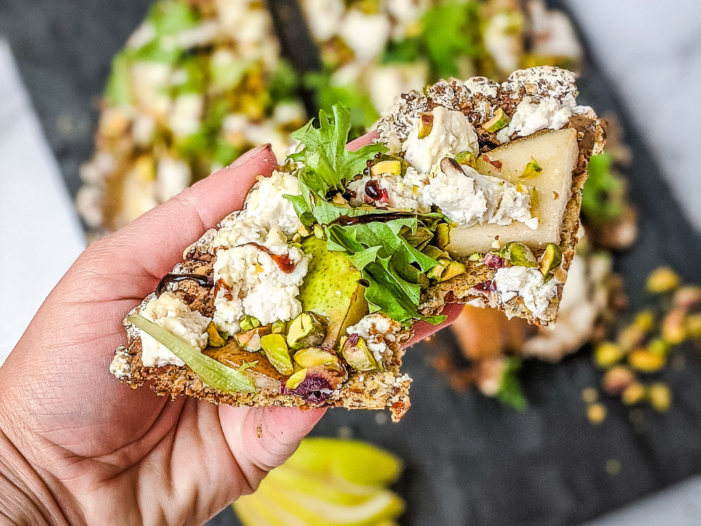 Gluten Free & Vegan Cauliflower Crust Pizza with Pears Joyfully Grown
