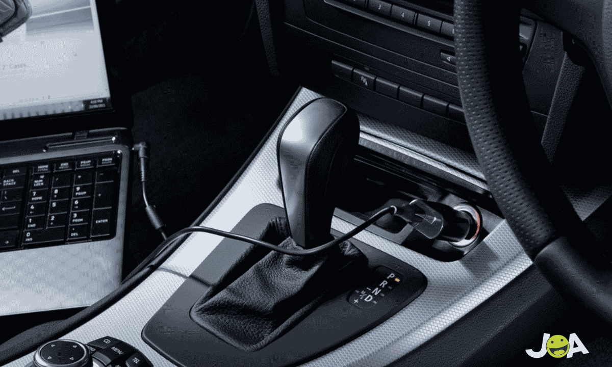 Best 6 Ways to Charge Your Laptop Without a Charger