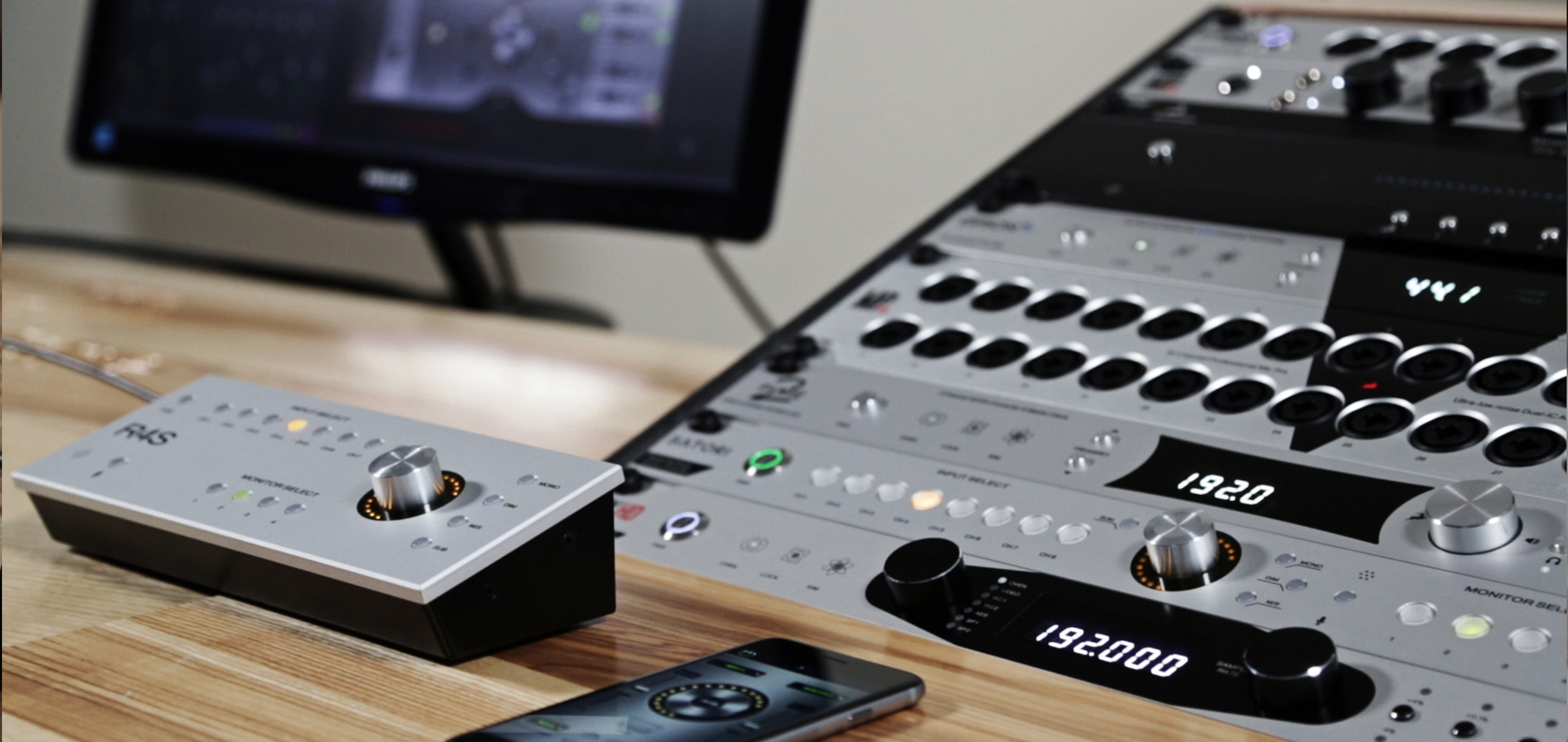 Satori TEC Award 受賞、ハイエンドモニターコントローラ Antelope Audio Japan